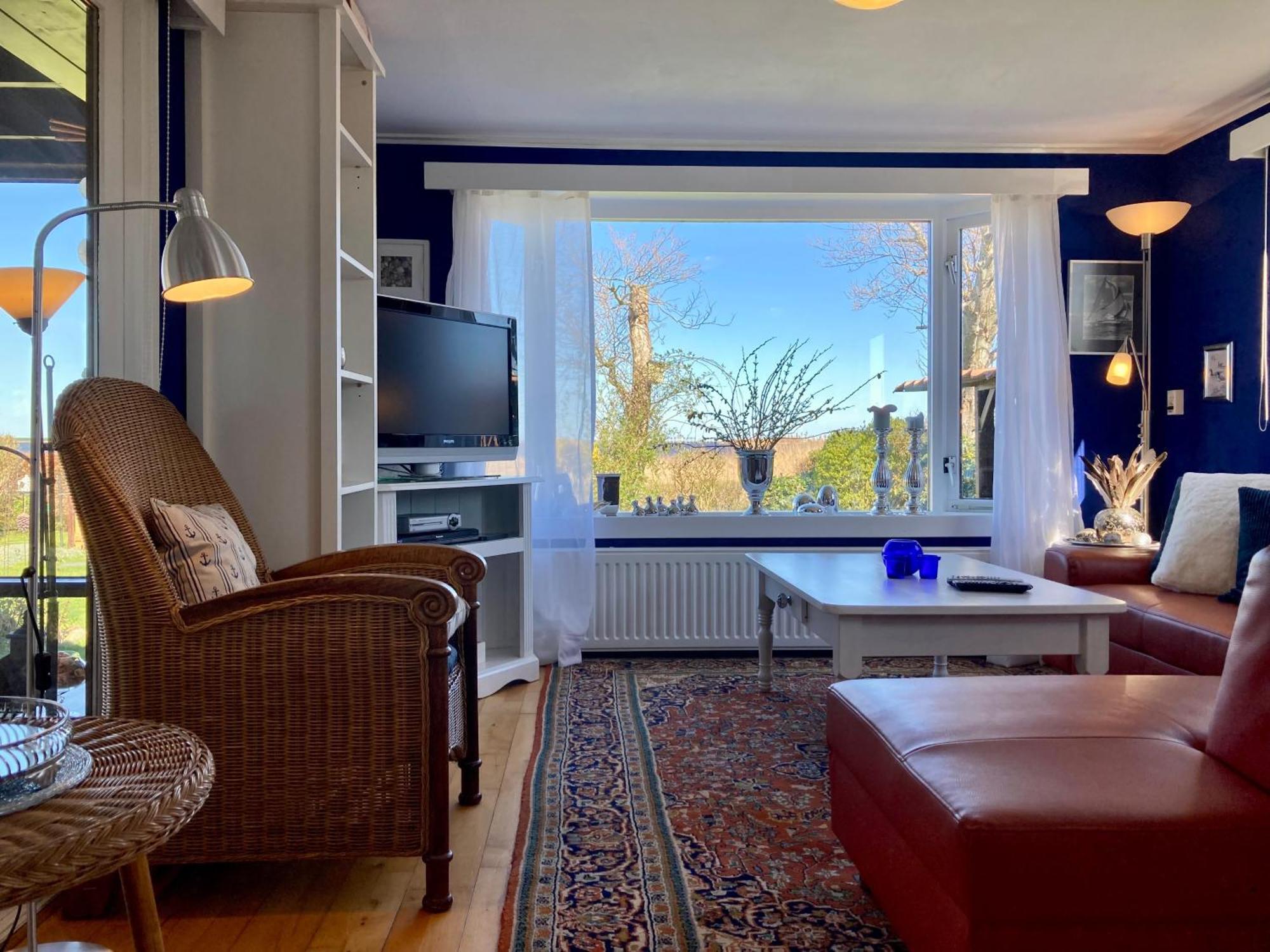House Marijke With Winter Garden And Direct Access To The Lauwersmeer Anjum Bagian luar foto